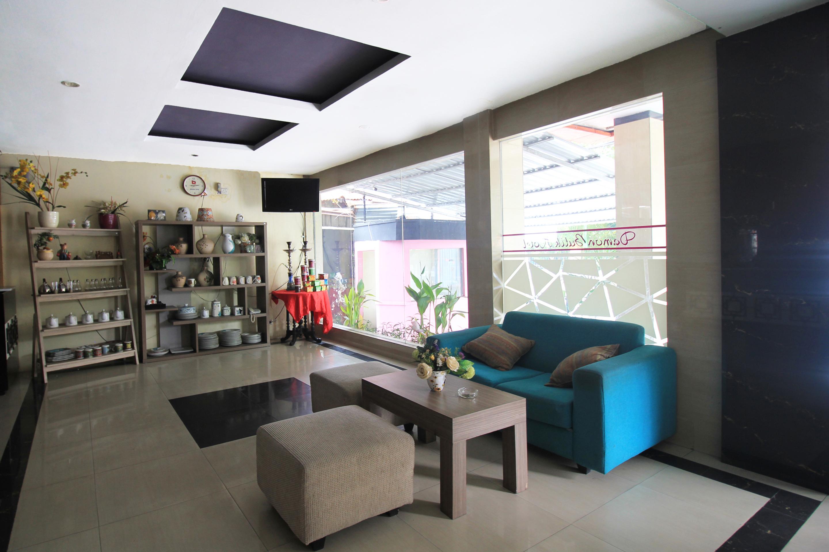 Oyo 1367 Damon Butik Hotel Pekanbaru Extérieur photo